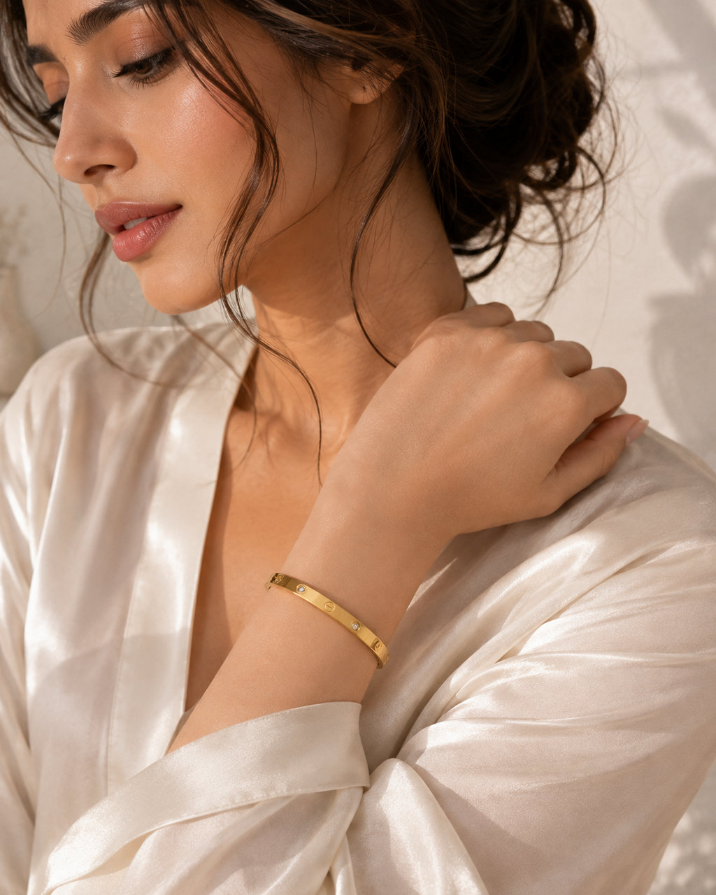 ZARISHA Luxe Screw Handcuff Bracelet